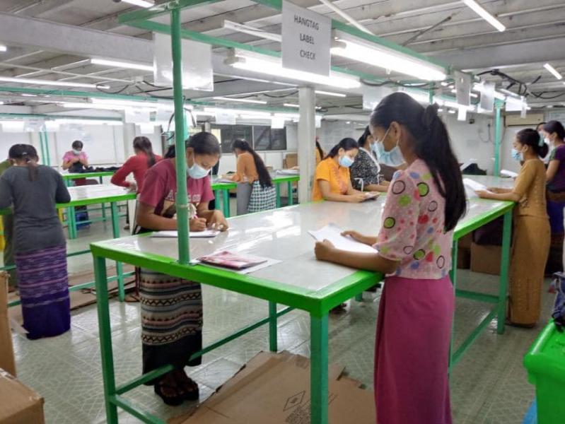 新人採用試験の様子