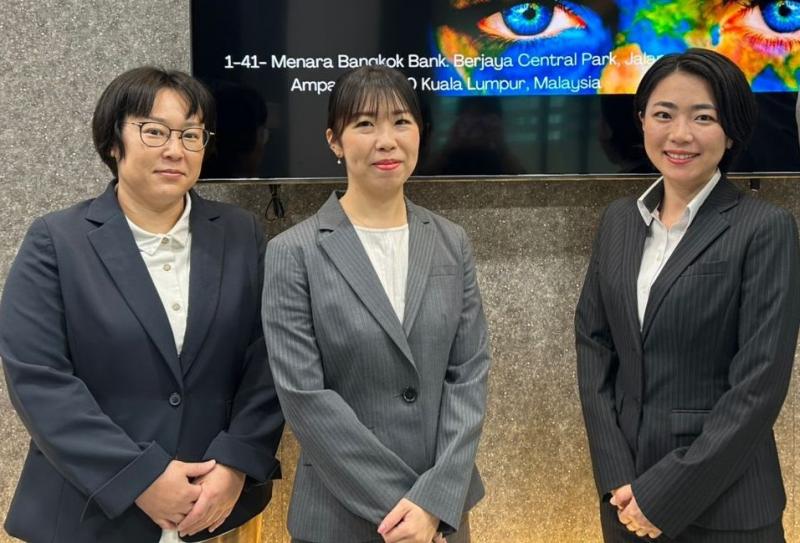 マレーシア在住日本人スタッフが応募から渡航までをサポートします。